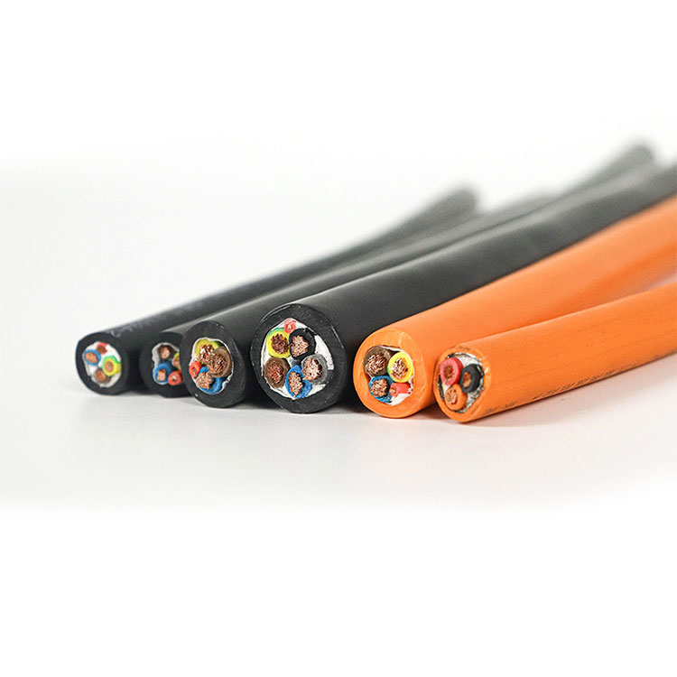 Cable fampifandraisana bateria