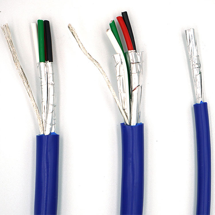 Cable fanaraha-maso voaaro